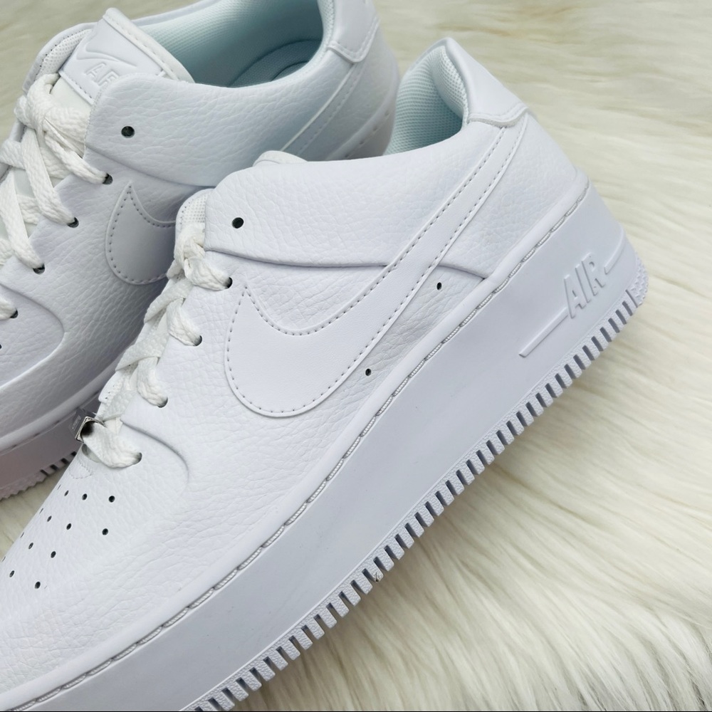 NWT Nike Air Force Sage Low Women’s Shoes - Picture 8 of 8